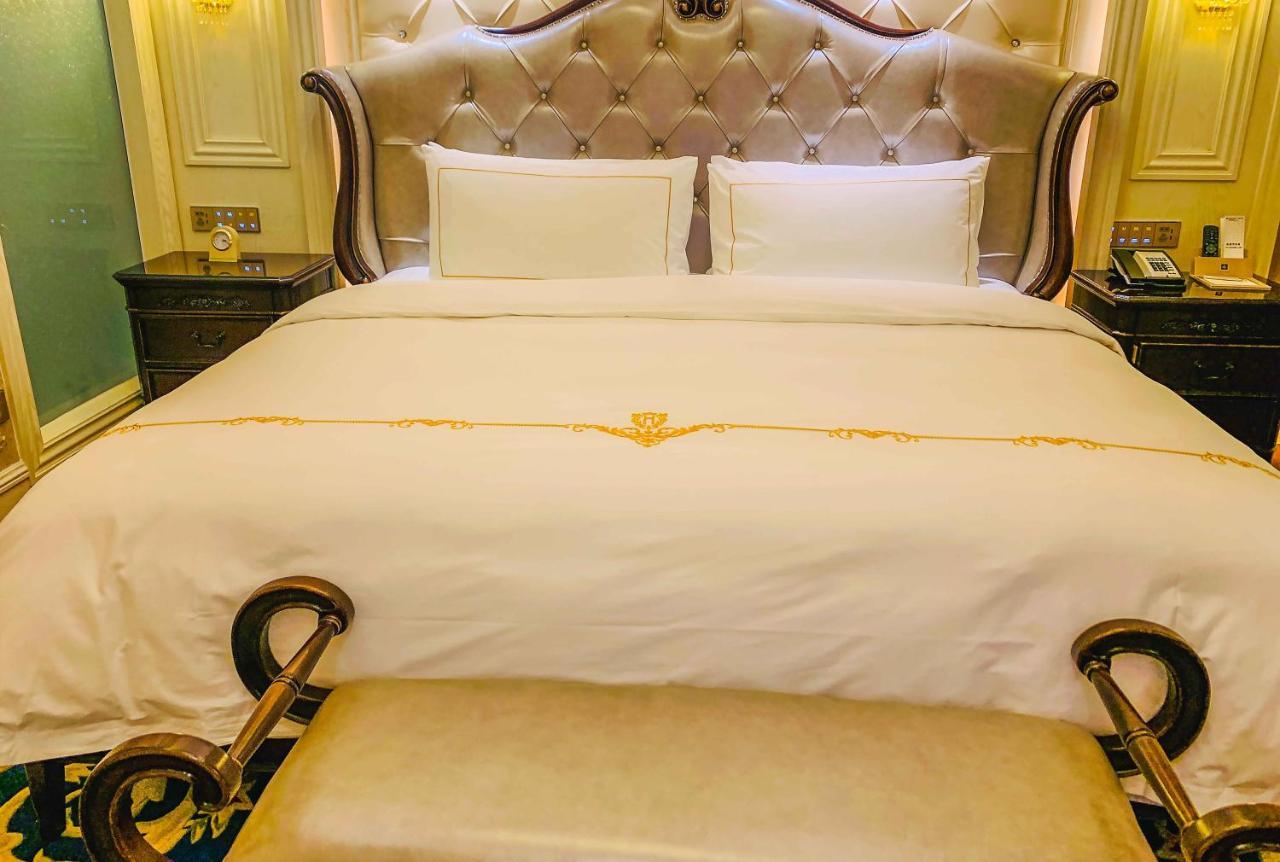 Wyndham Grand Kunming East Hotel Ngoại thất bức ảnh