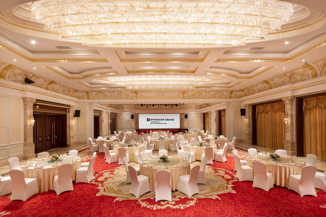 Wyndham Grand Kunming East Hotel Ngoại thất bức ảnh