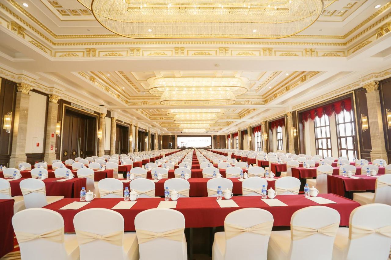 Wyndham Grand Kunming East Hotel Ngoại thất bức ảnh